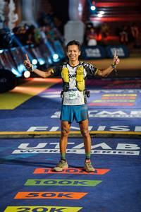 BIB: 250
                            <button type="button" onclick="openModal(22751368)" class="btn btn-primary btn-sm float-right btn-popup" data-toggle="modal" data-target=".modal-high-quality">
                        <i class="fas fa-shopping-cart"></i> Add to Cart
                    </button>
                                            <button type="button" onclick="isThisMe(22751368, true)" class="btn btn-success btn-sm float-right btn-popup btn-isme hidden" data-toggle="tooltip" data-placement="bottom" title="นี่คือรูปของคุณใช่ไหม คลิกที่นี่เพื่อเอาเข้าอัลบั้ม">
                        <i class="fas fa-plus"></i> Add to album
                    </button>
                    <button type="button" onclick="isThisMe(22751368, false)" class="btn btn-warning btn-sm float-right btn-popup btn-isnotme hidden">
                        <i class="fas fa-ban"></i> Remove from album
                    </button>